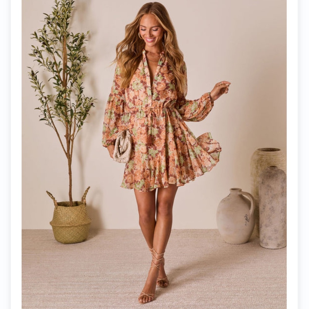 NWOT Vici Allenah Drawstring Multicolor Floral Long Sleeve Mini Dress